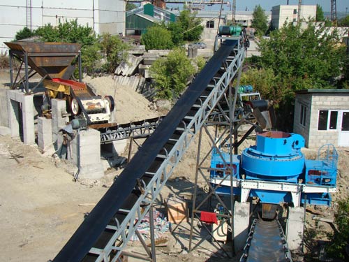 belt conveyor conveyor belt system belt transfer elevating conveyor belt There are many good reasons to buy a beumer group belt conveying system in rough terrain, the transport of goods - for example by truck - involves significant effort and costs when using a beumer belt conveyor, you save time and energy, accompanied by negligible personnel costs. belt conveyor conveyor belt system belt transfer elevating conveyor belt There are many good reasons to buy a beumer group belt conveying system in rough terrain, the transport of goods - for example by truck - involves significant effort and costs when using a beumer belt conveyor, you save time and energy, accompanied by negligible personnel costs.