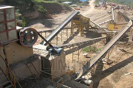 Complete picture of quarry crushing plants 