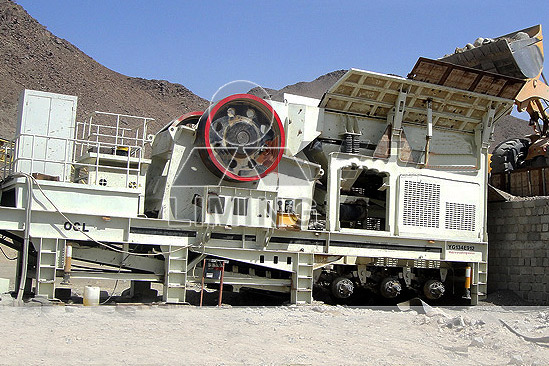 mobile concrete plant with portable closed loop crushing system
