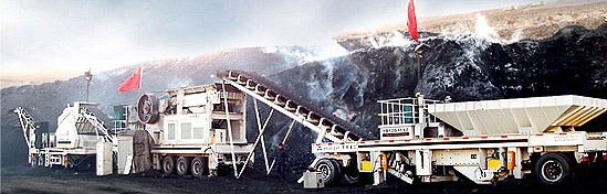 Mobile coal crusher in large open pit coal mining exploration