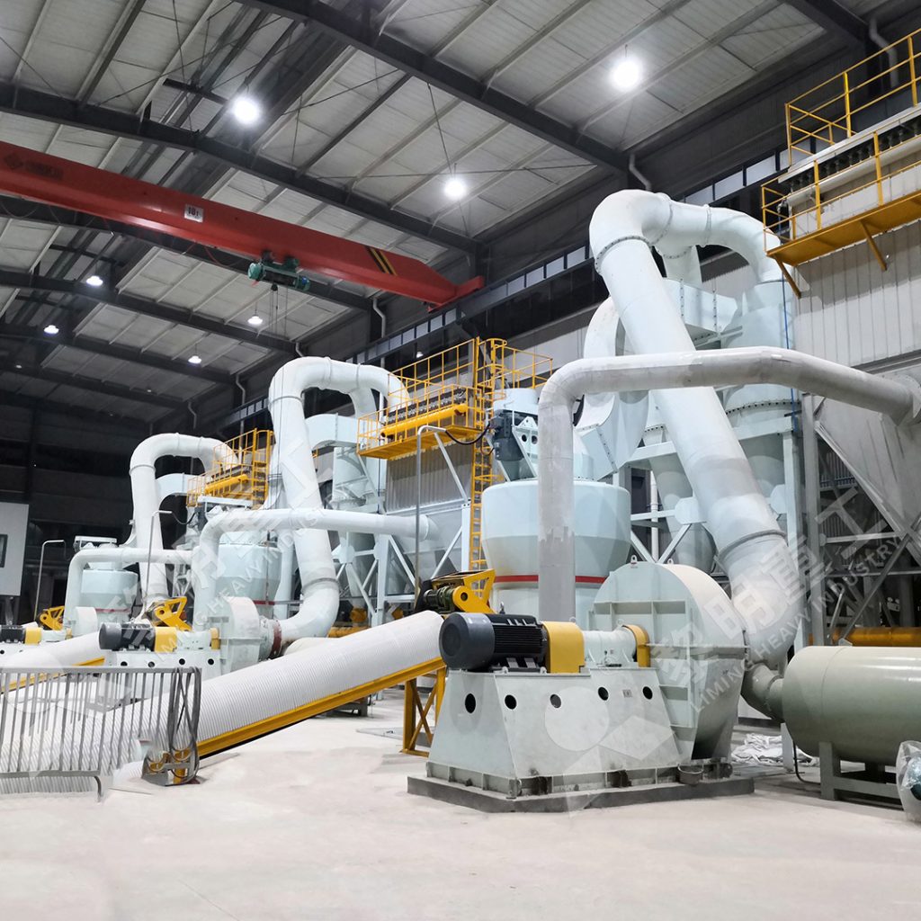 Приготовление известнякового песка в Казахстане